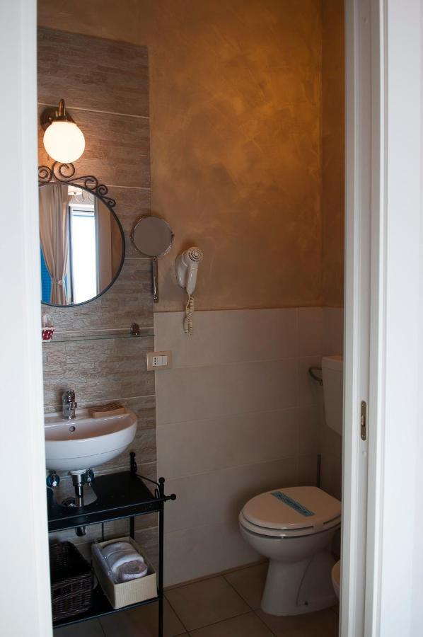 La Dimora Di Caboto B&B Гаэта Экстерьер фото